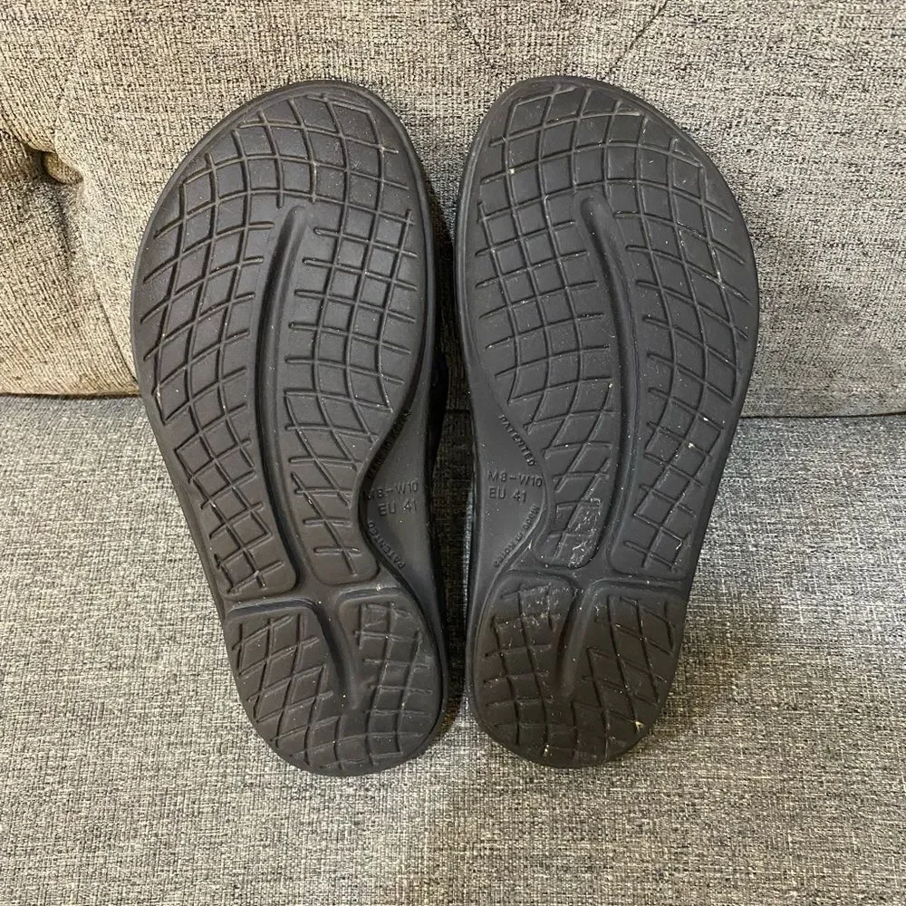 OOFOS OORIGONAL Black Flips FloyDs Sandals Women’s Size 10